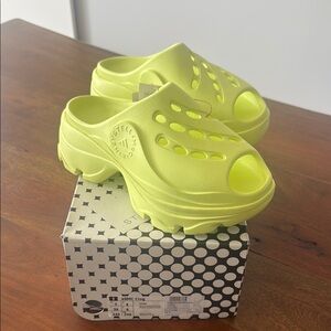 Stella McCartney Yellow Sandals Bold Modern Design